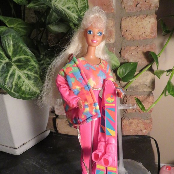Barbie Ski Fun 1991 - Picture 2 of 4